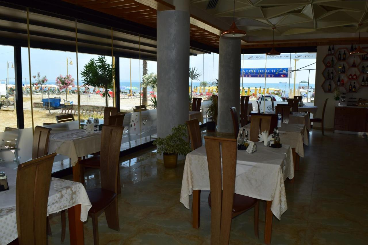 Vila One Beach Hotel Durrës Eksteriør billede